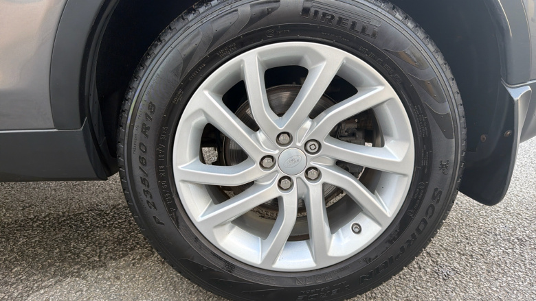 Land Rover Discovery Sport 2.0 TD4 180 SE Tech 5dr Diesel Station Wagon